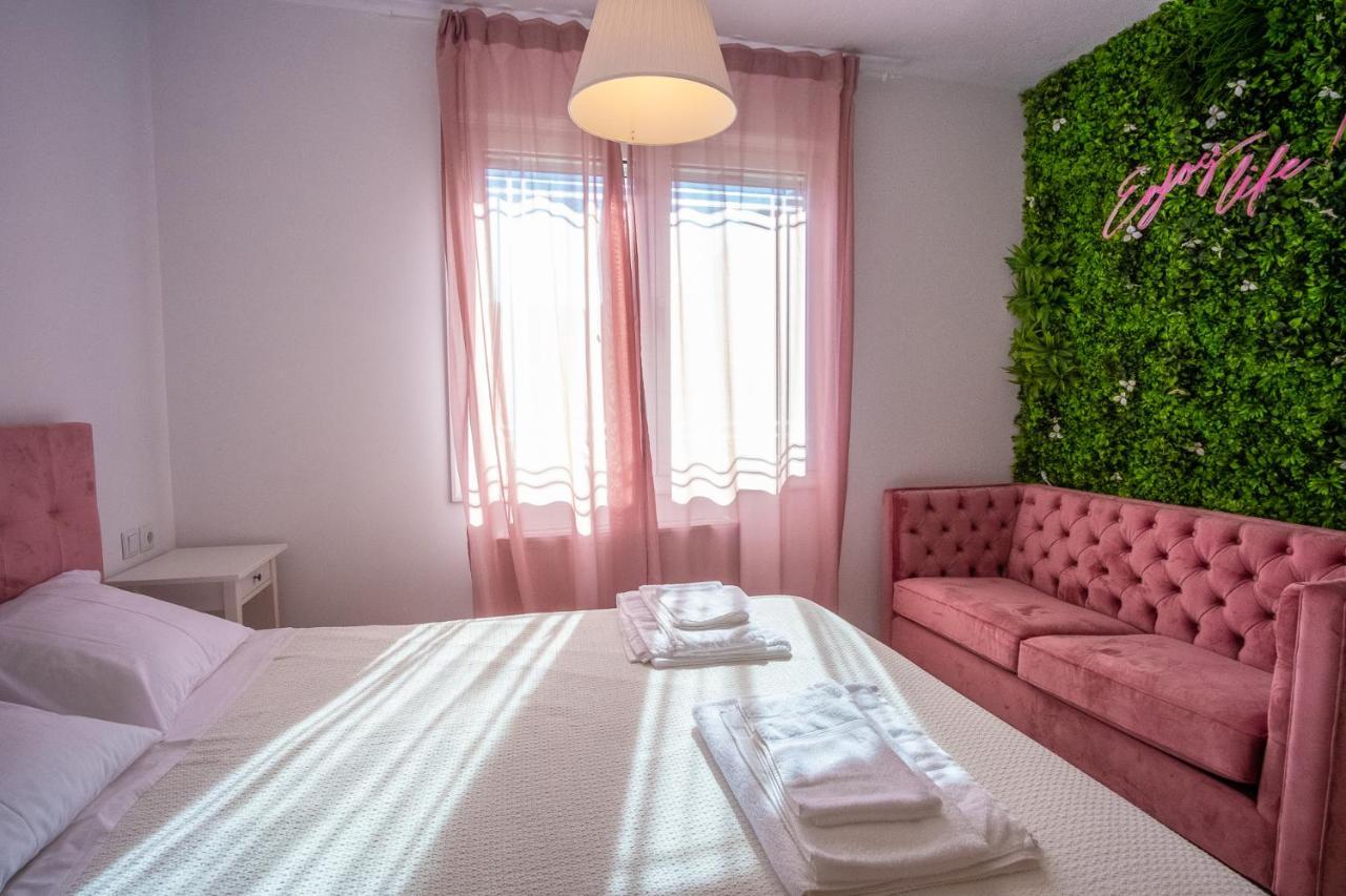 Remvi Guest House Pramanta Bagian luar foto